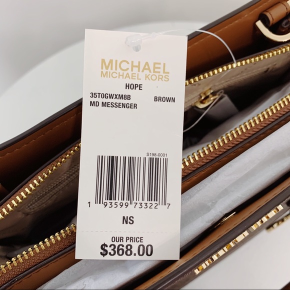 Michael Kors Hope Medium Messenger Bag - Picture 14 of 14